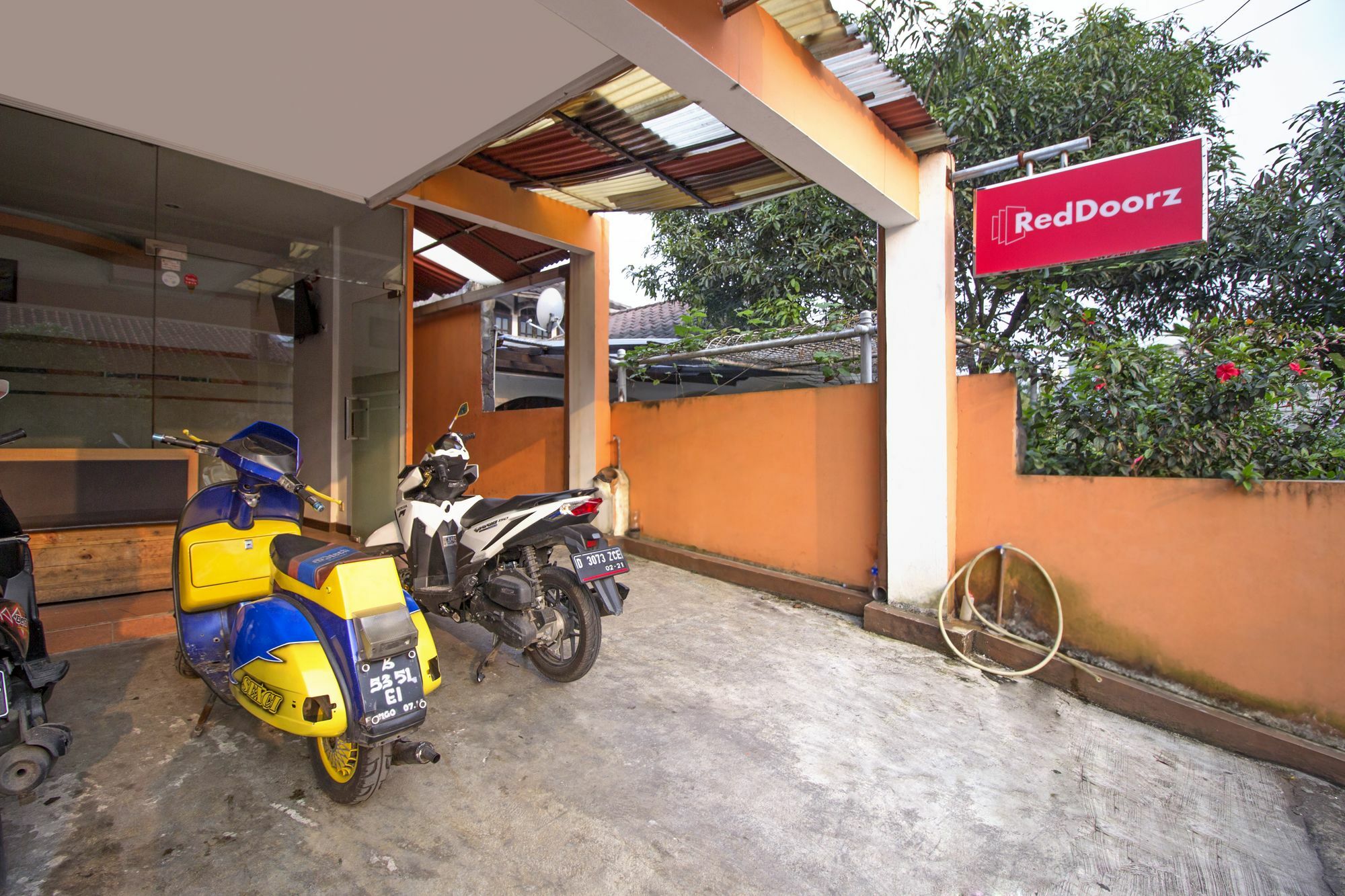 Reddoorz Syariah Near Btc Fashion Mall Bandung Luaran gambar